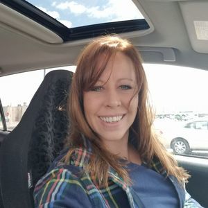 Meet your Posher, Laurie